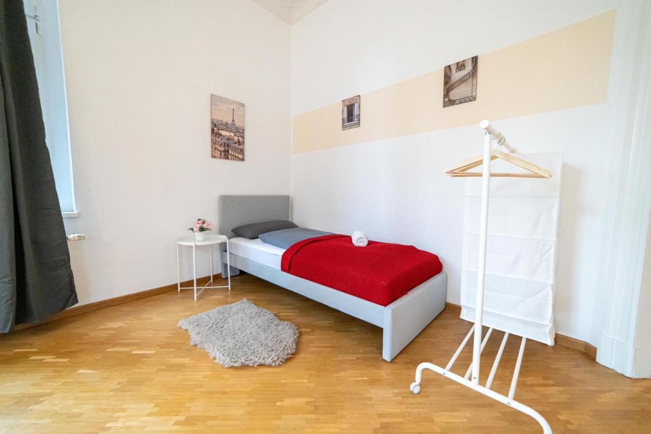 Fullhouse - Halle - Vs7 - 3 Beds - Nespresso Kültér fotó