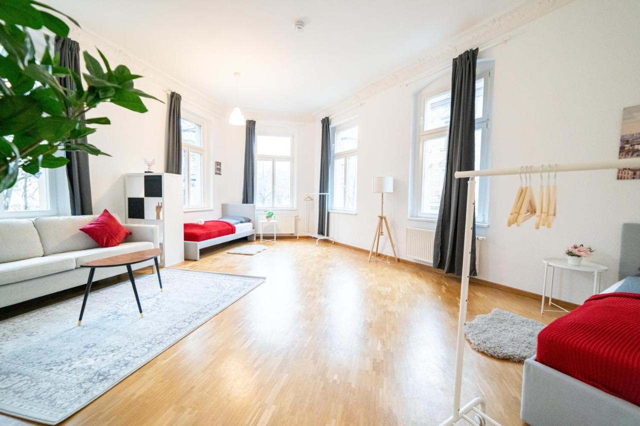 Fullhouse - Halle - Vs7 - 3 Beds - Nespresso Kültér fotó