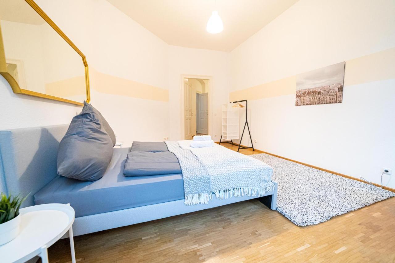 Fullhouse - Halle - Vs7 - 3 Beds - Nespresso Kültér fotó